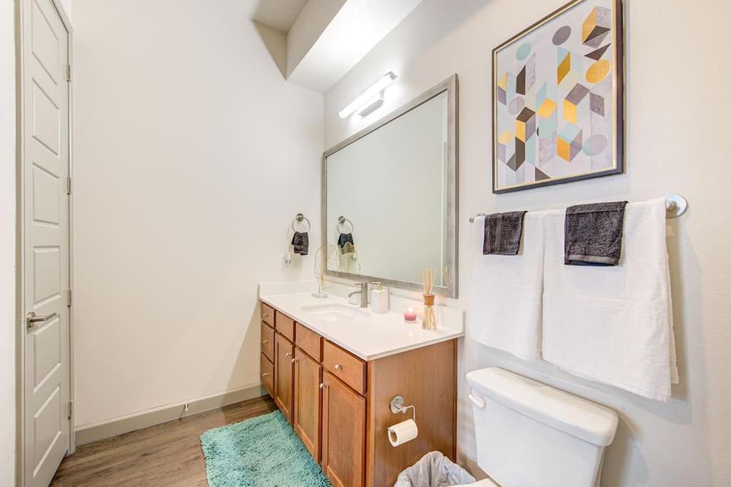 Апартаменти Trendy Downtown 1Bd/Freeparking/Wi-Fi/Pool Х'юстон Екстер'єр фото
